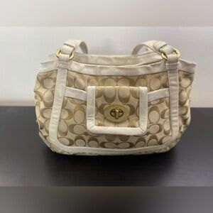 Vintage Rare Lavender White Coach 13604 shoulder bag